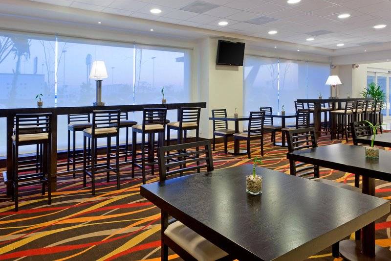 هتل La Quinta By Wyndham San Luis Potosi