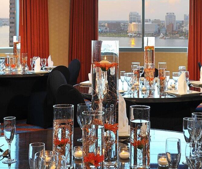 هتل Renaissance Portsmouthnorfolk Waterfront