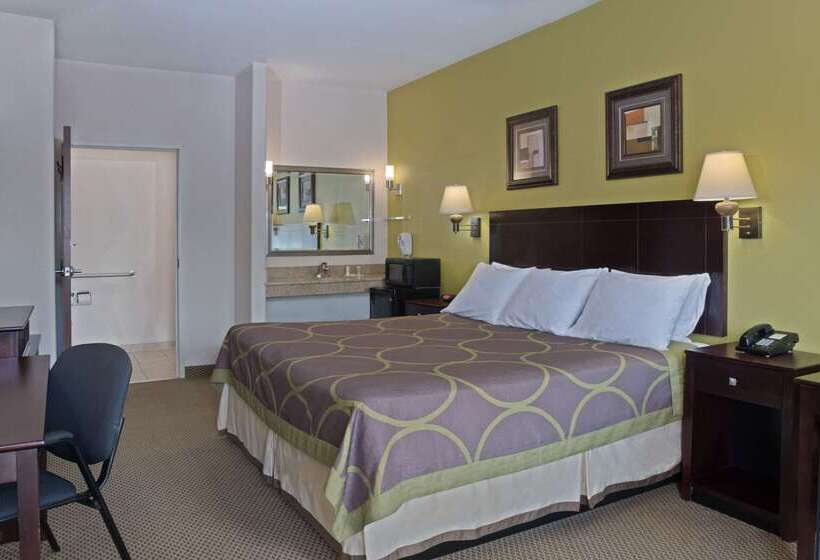 هتل Super 8 By Wyndham Rosenberg Tx