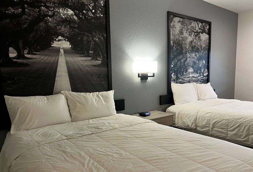 هتل Super 8 By Wyndham Rosenberg Tx