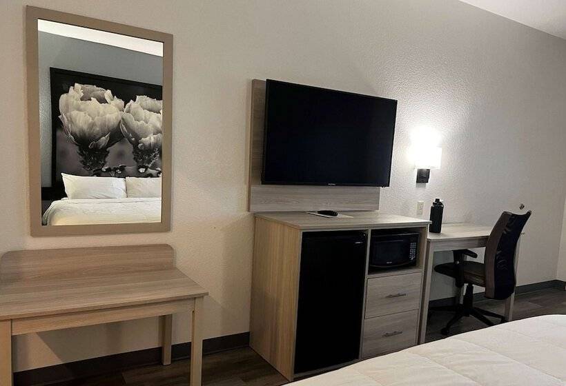 هتل Super 8 By Wyndham Rosenberg Tx