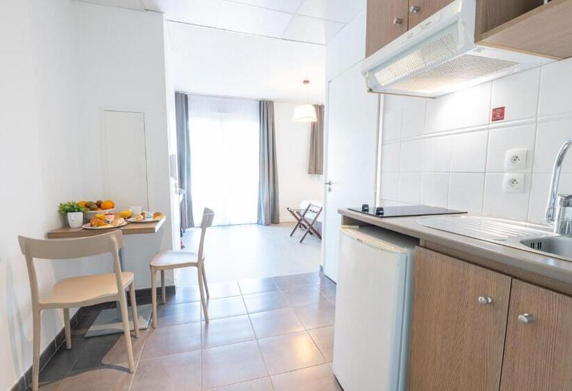 Comfort Aparthotel Cannes Mandelieu