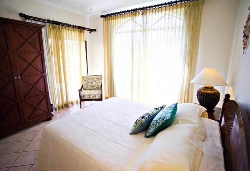Stay In Tamarindo Condominiums