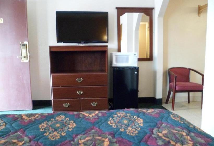 Desert Hills Motel