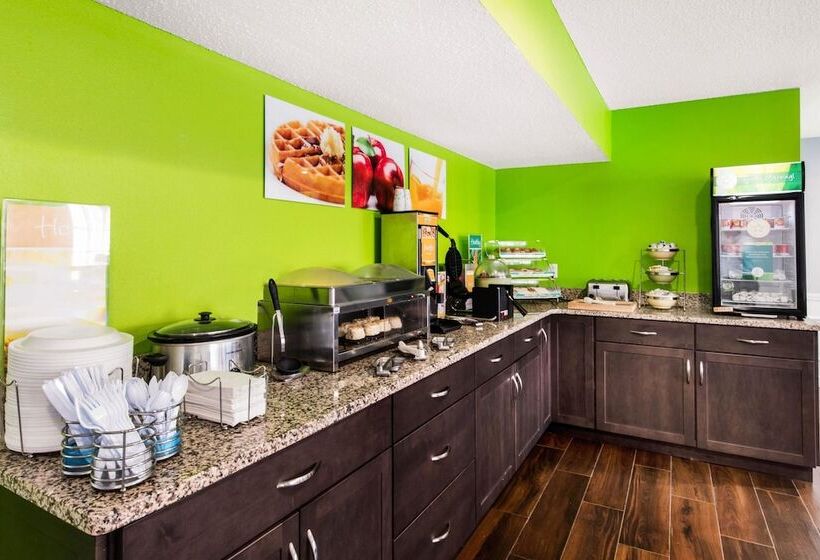호텔 Comfort Inn & Suites Trussville I59 Exit 141