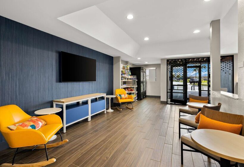 Отель Spark By Hilton Tifton