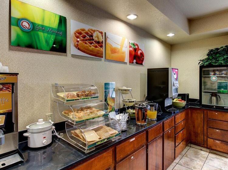 호텔 Quality Inn & Suites  Granbury