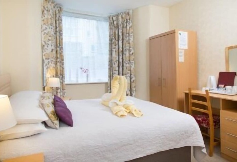 ホテル The Firs Bed And Breakfast