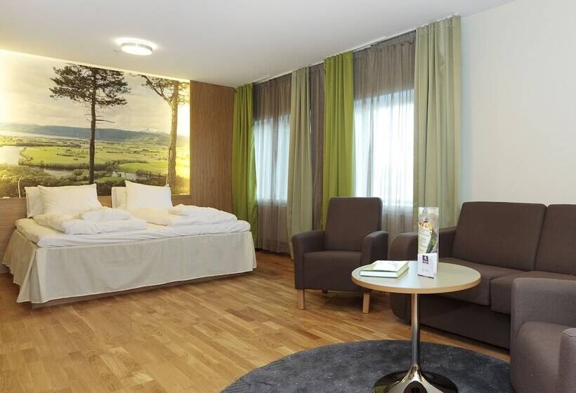 Thon Hotel Surnadal