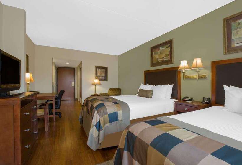 هتل Wingate By Wyndham Tuscaloosa