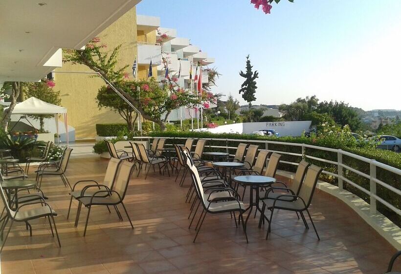 Iris Hotel
