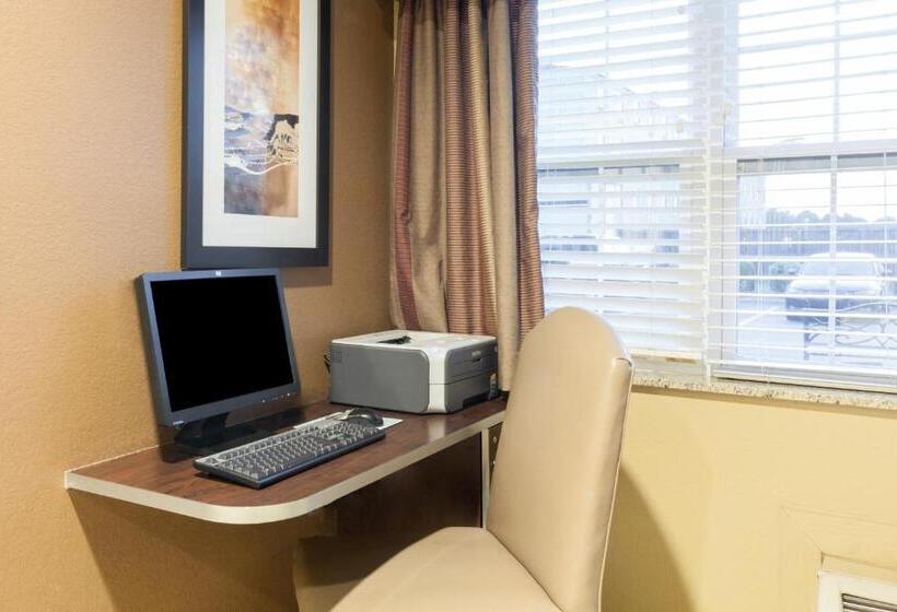 Microtel Inn & Suites By Wyndham Searcy