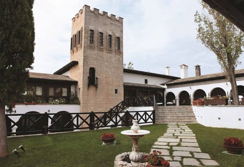 استراحتگاه Porto Carras Villa Galini