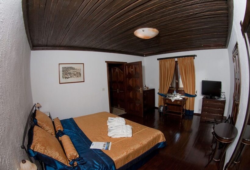 استراحتگاه Porto Carras Villa Galini
