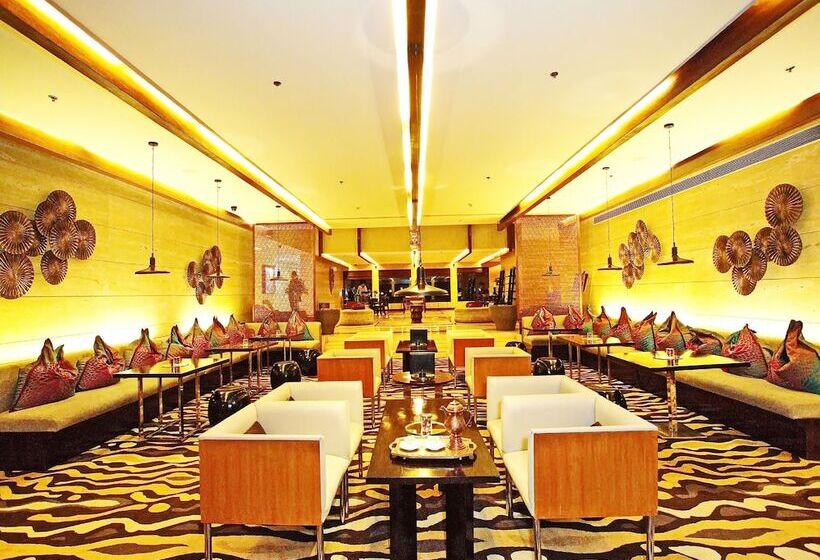 אתר נופש Taj Dal View Srinagar