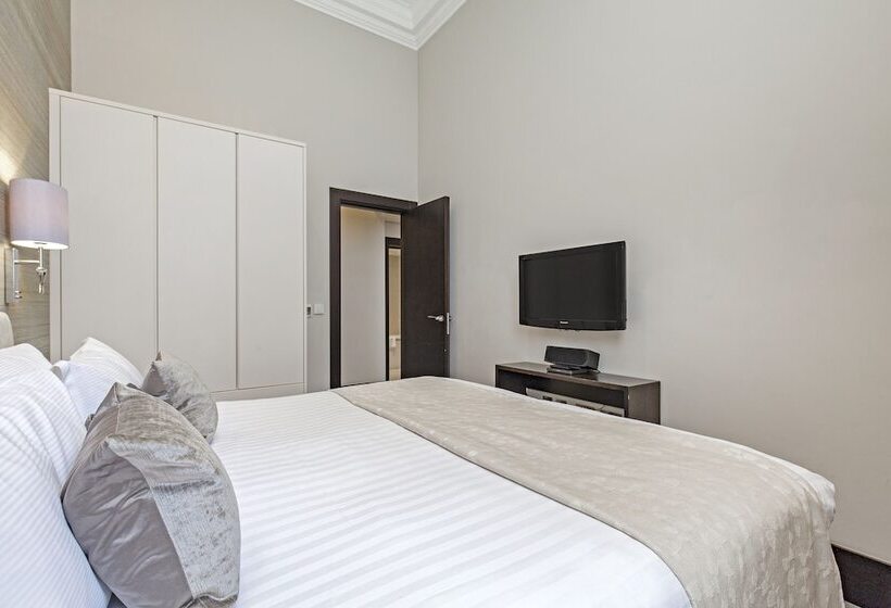 130 Queen S Gate Apartments