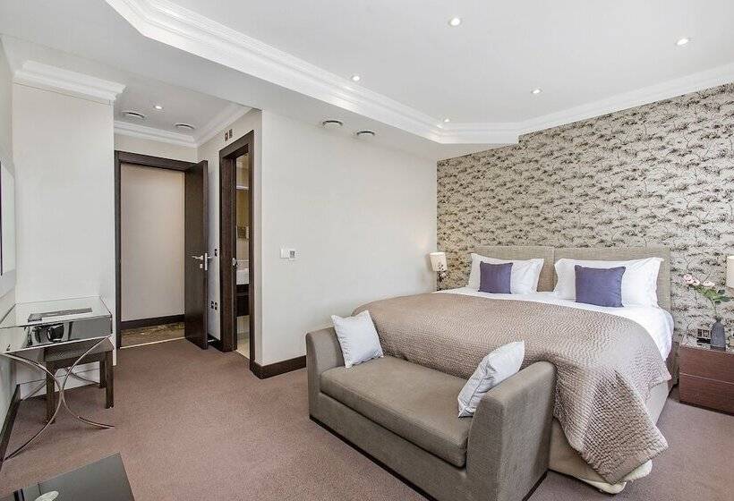 130 Queen S Gate Apartments