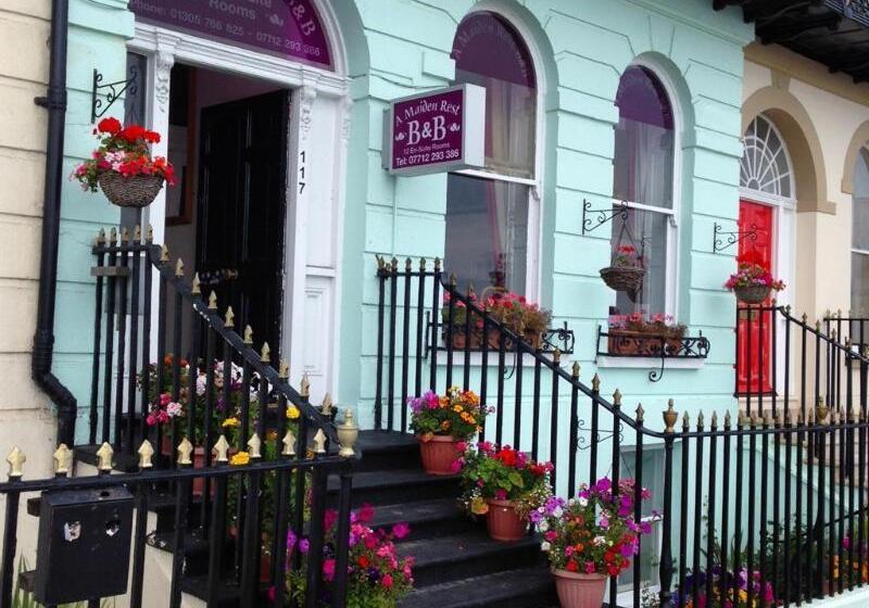 בית מלון כפרי A Maiden Rest