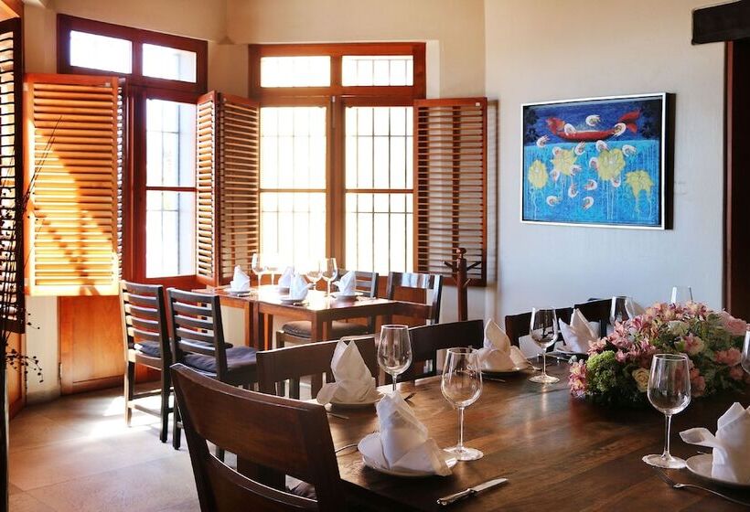 ホテル Casa Lucila Mazatlán Curamoria Collection