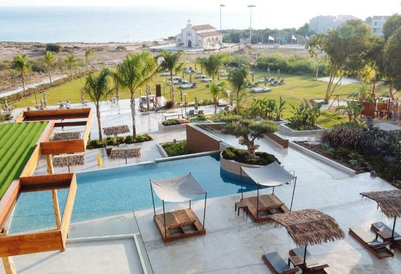 هتل Cavo Zoe Seaside