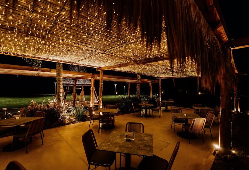 هتل Cavo Zoe Seaside