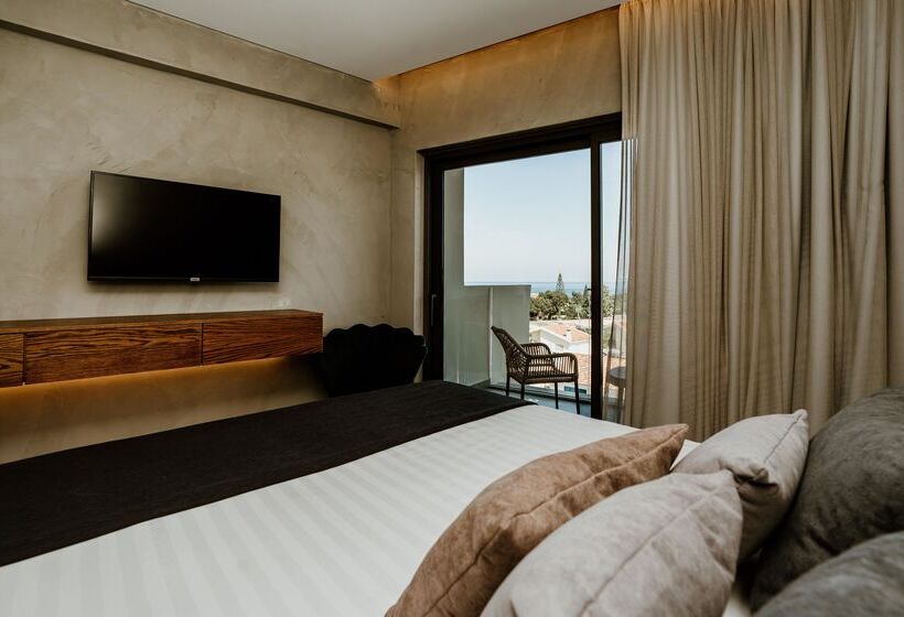 هتل Cavo Zoe Seaside
