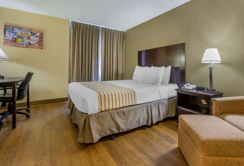 ホテル Econo Lodge Inn & Suites Triadelphia  Wheeling