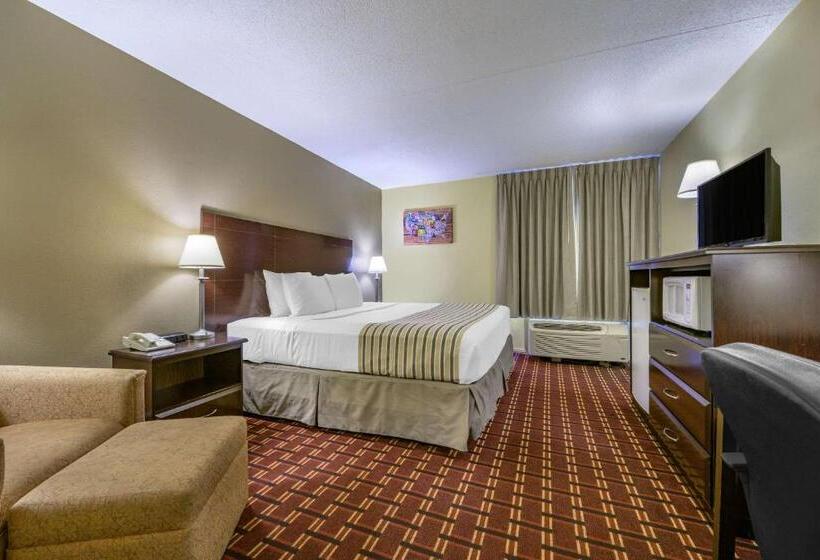 ホテル Econo Lodge Inn & Suites Triadelphia  Wheeling