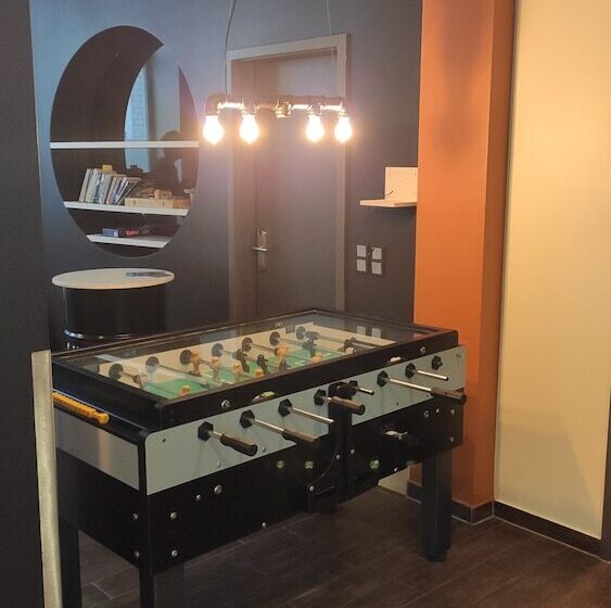 هتل Five Elements Hostel Leipzig