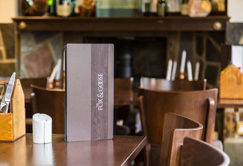 호텔 Fox And Goose Inn