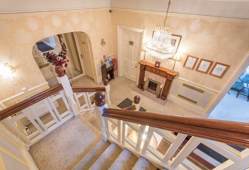 호텔 Grovefield Manor