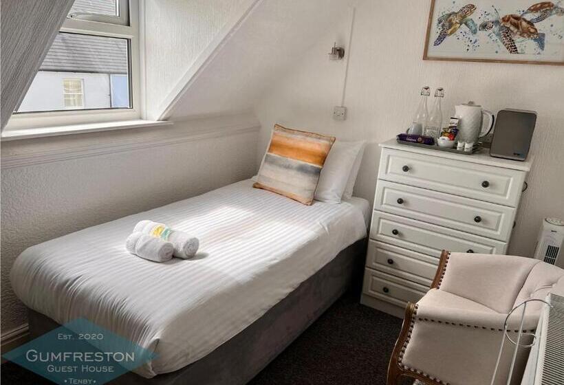 فندق Gumfreston Guest House