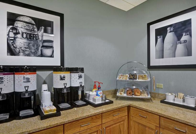 ホテル Hampton Inn Tunkhannock