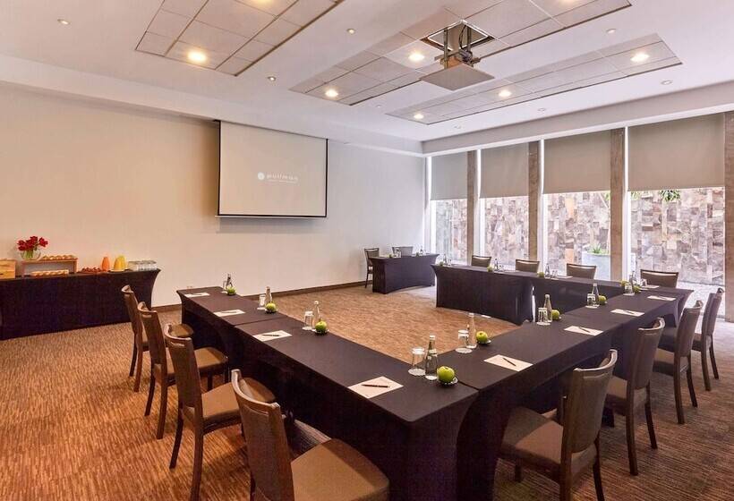 בית מלון כפרי Pullman Lima San Isidro