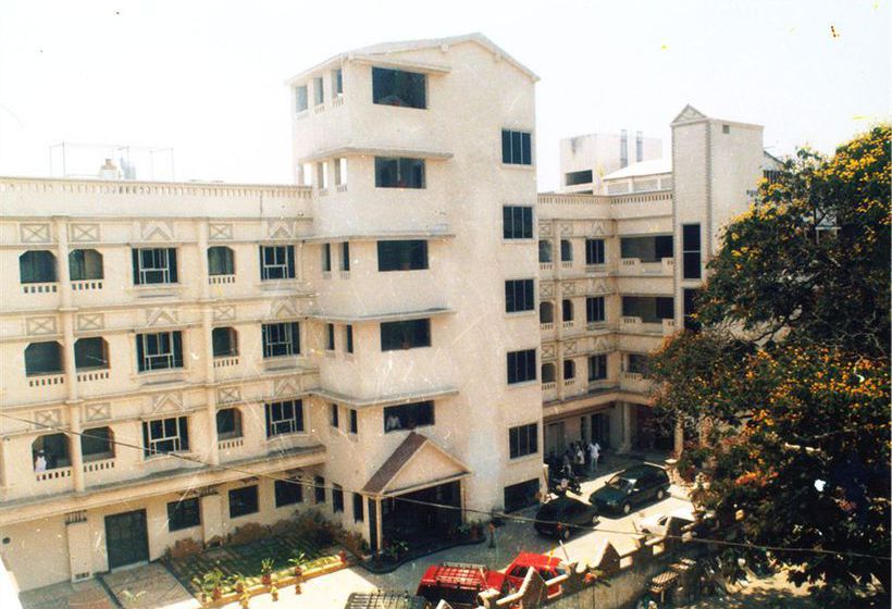 Hotel Raj Residency