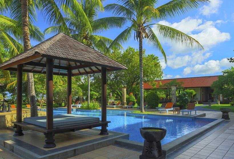 هتل The Jayakarta Suites Komodo Flores