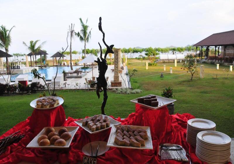 هتل The Jayakarta Suites Komodo Flores