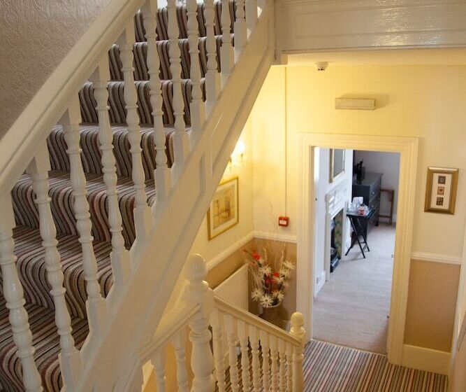 ホテル The Langtons Bed & Breakfast