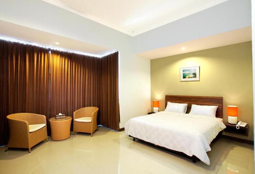 هتل The Studio Inn Nusa Dua