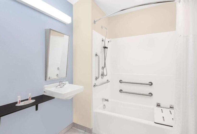 Microtel Inn & Suites By Wyndham Waynesburg