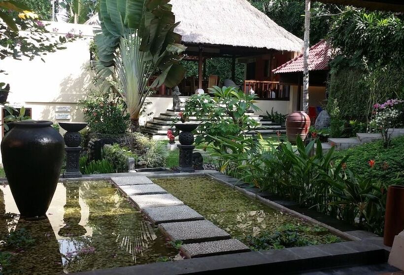 Villa Nirvana