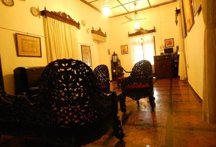 مبيت وإفطار Welcomheritage Panjim Inn