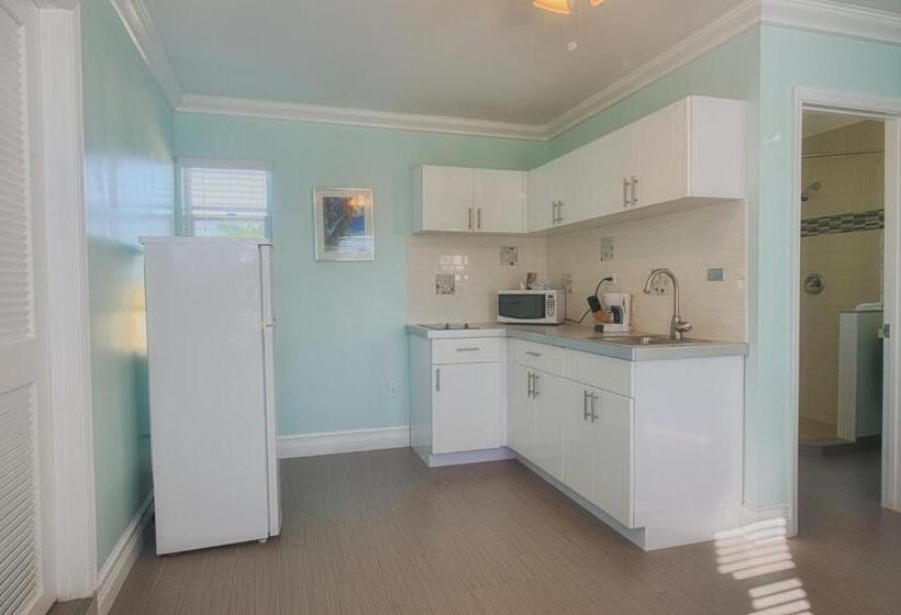 هتل Hollywood Beachside Boutique Suite