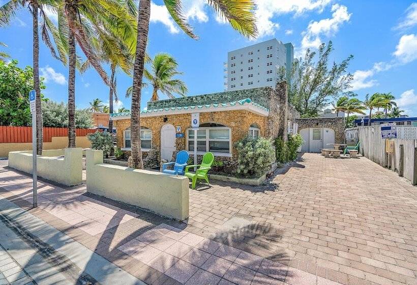 هتل Hollywood Beachside Boutique Suite