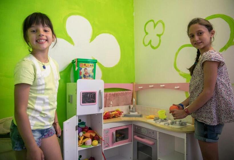 فندق Luna Bianca Folgaria