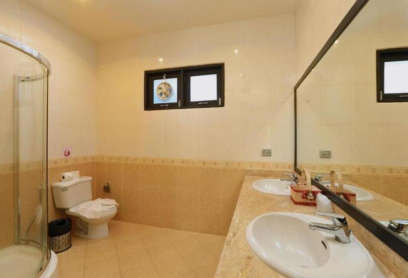 هتل Rawai Grand House  Sha Plus
