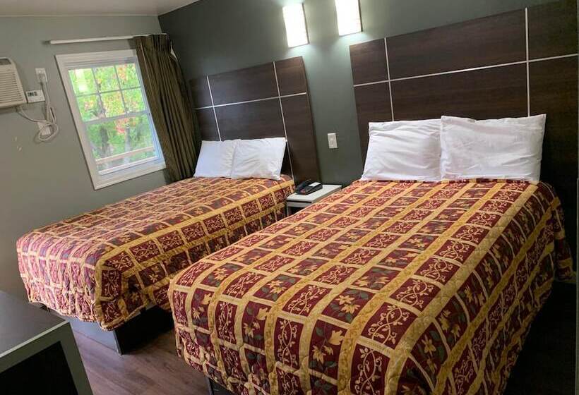 ホテル Red Carpet Inn  Norristown