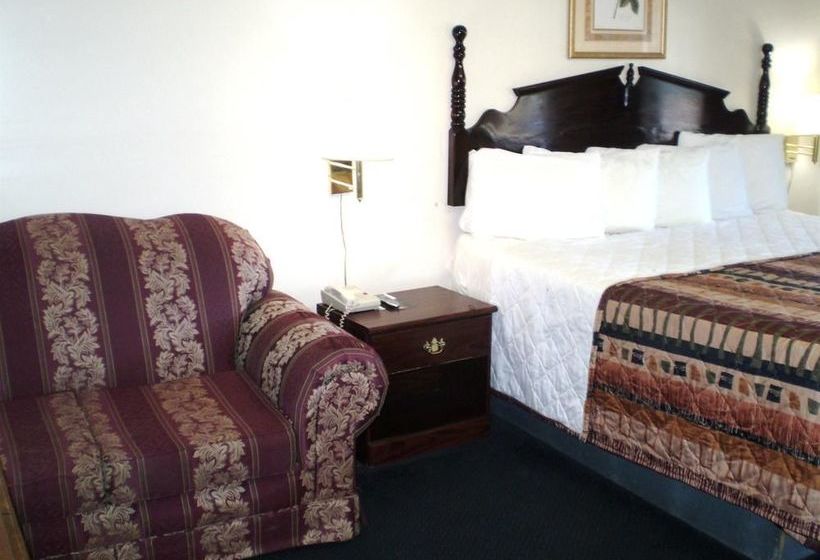 בית מלון כפרי Sunrise Inn Brownsville