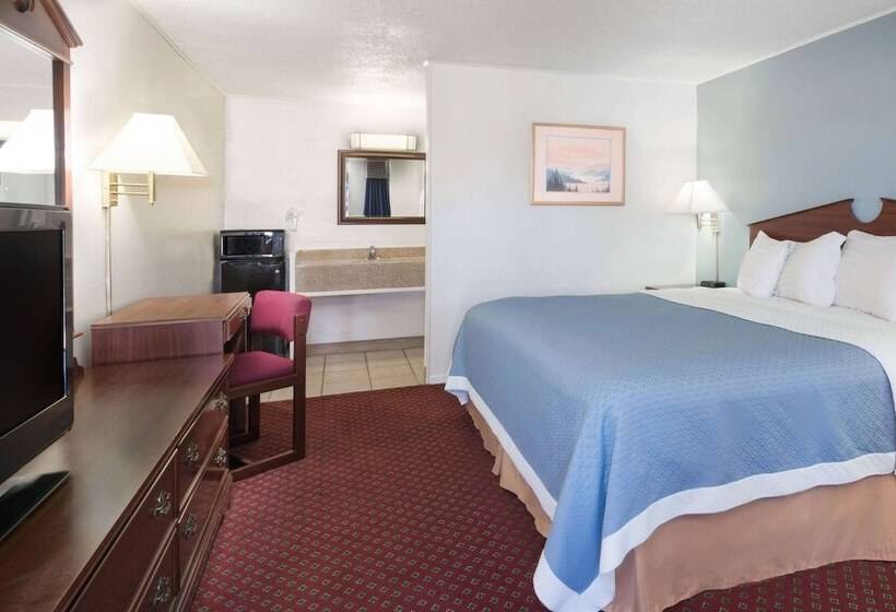 فندق Travelodge By Wyndham Las Vegas Nm