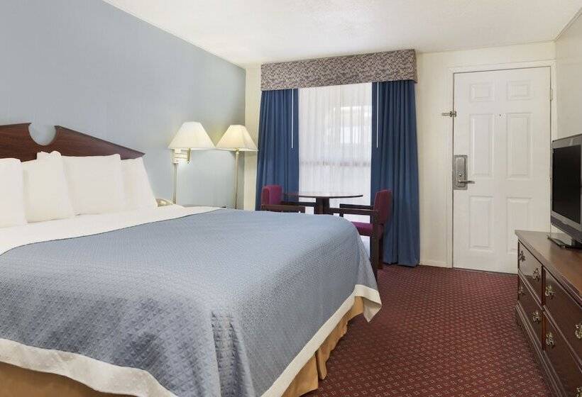 فندق Travelodge By Wyndham Las Vegas Nm